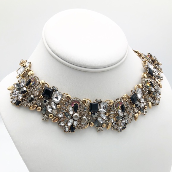 NWT Ava Statement Necklace Bib Jeweled Black Gold - Picture 5 of 8